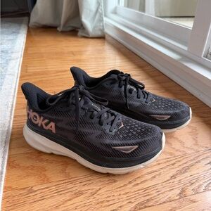Hoka Clifton 9
